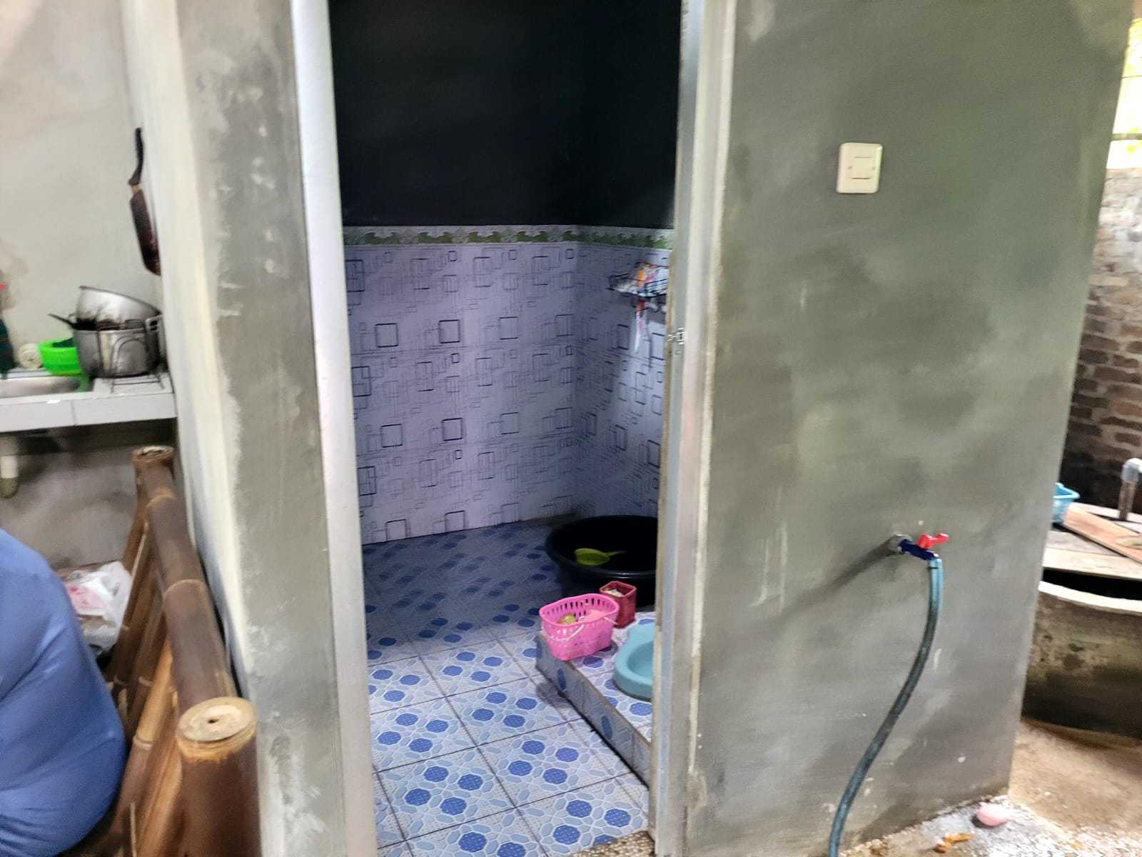 Foto Jamban/WC 100%